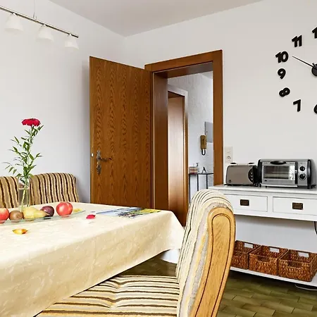 Alpenbasis - Retro Mountain Stay